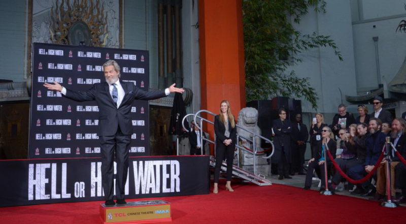 jeff-bridges-handprint-ceremony-at-tcl-chinese-theatre_2_1