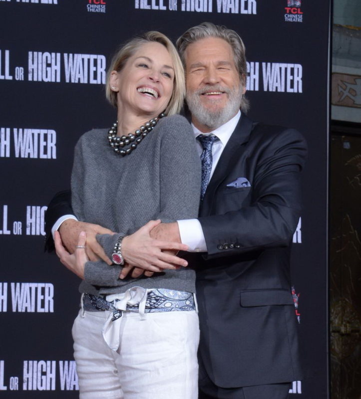 jeff-bridges-handprint-ceremony-at-tcl-chinese-theatre_5_1